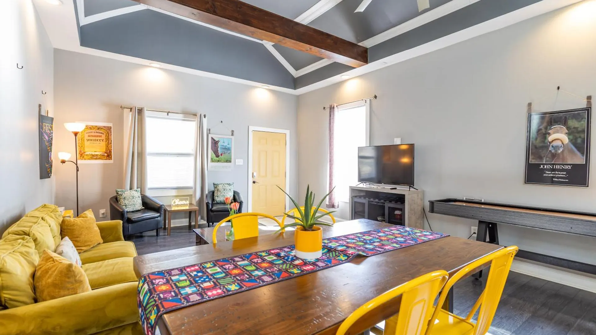 Дом отдыха Вилла 20Percent Off Luxury 3Br On The Bourbon Trail Sleeps10 Луисвилл США